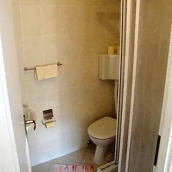 Peter Guest house 2*
